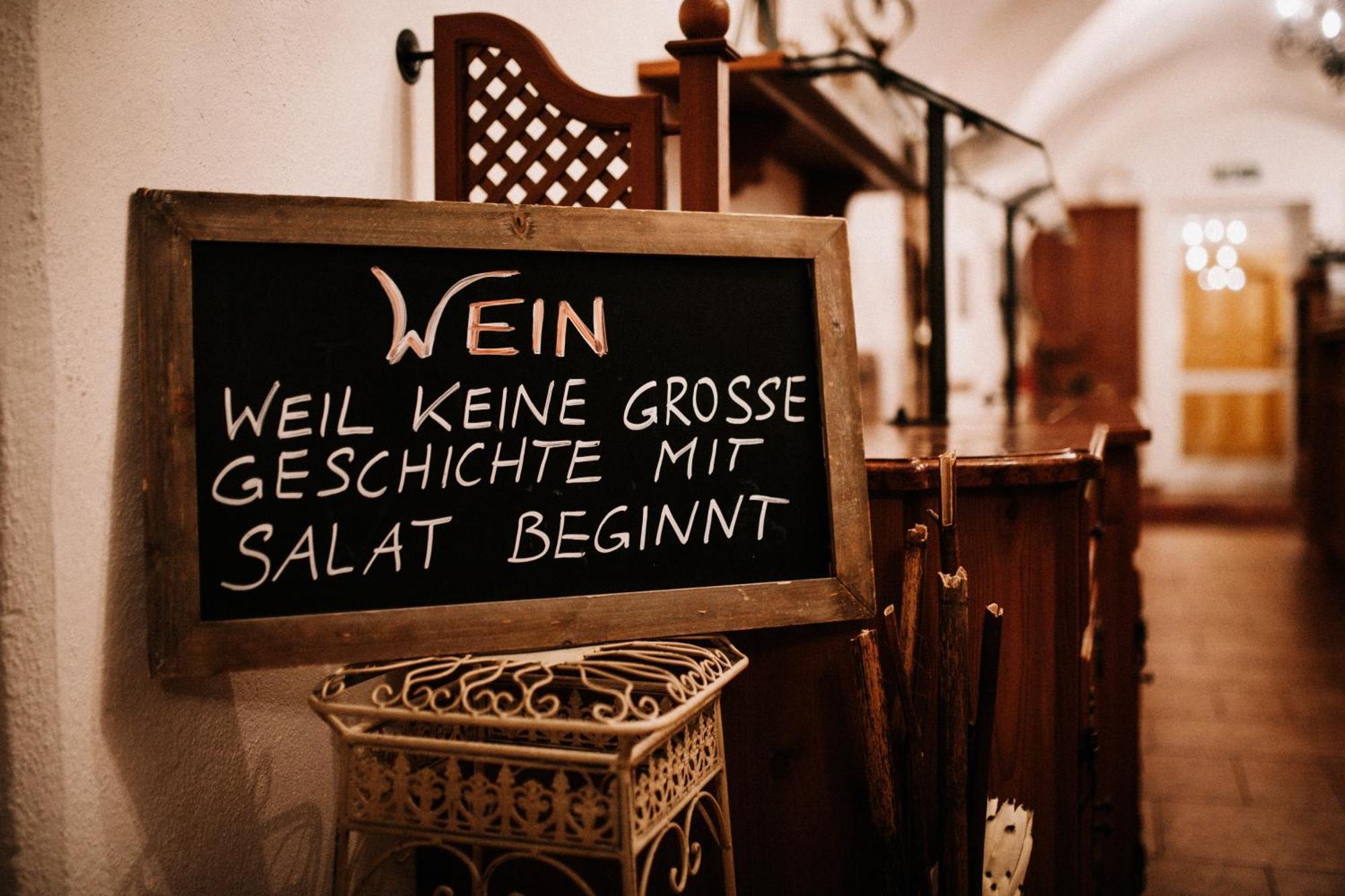 Hotel - Wirts'Haus "Zum Schweizer" لوفر المظهر الخارجي الصورة