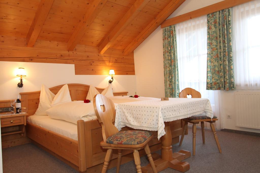 Hotel - Wirts'Haus "Zum Schweizer" لوفر المظهر الخارجي الصورة