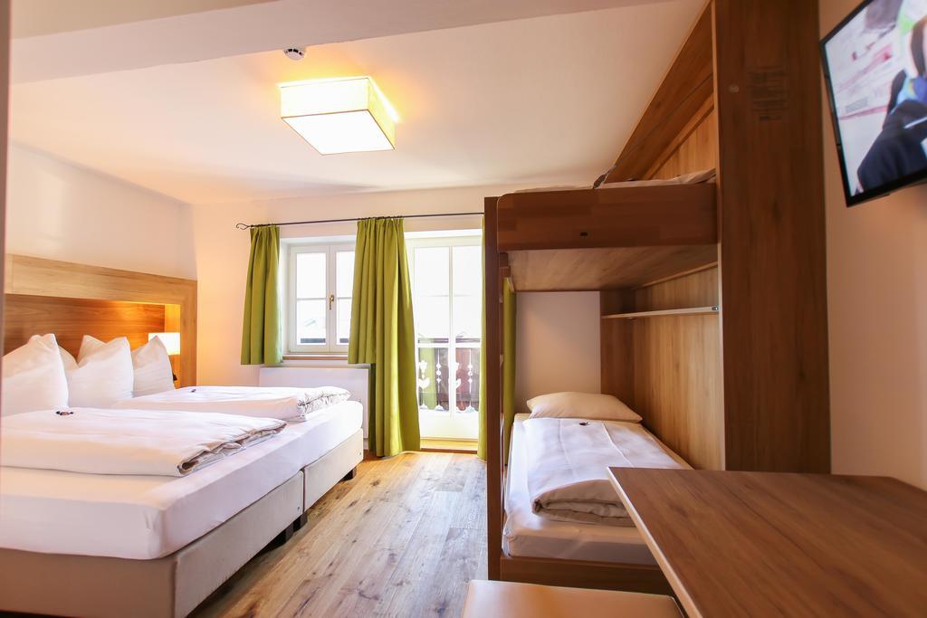 Hotel - Wirts'Haus "Zum Schweizer" لوفر المظهر الخارجي الصورة